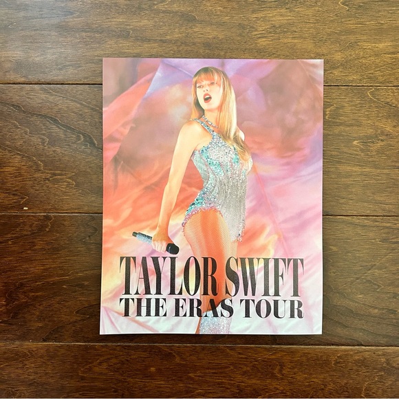 Taylor Swift movie poster - Picture 2 of 4